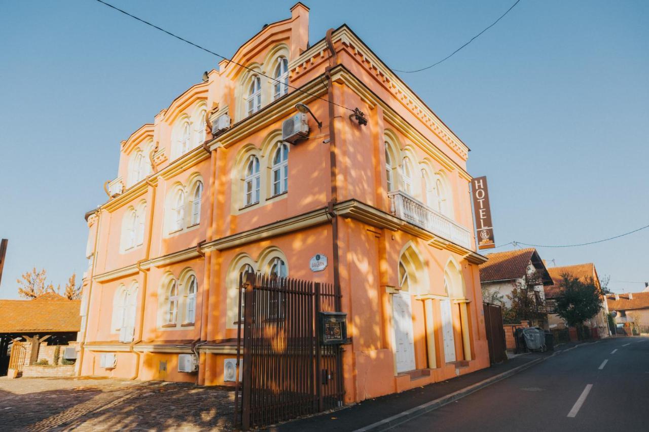 Motel Vila Bakarni Brcko Ngoại thất bức ảnh